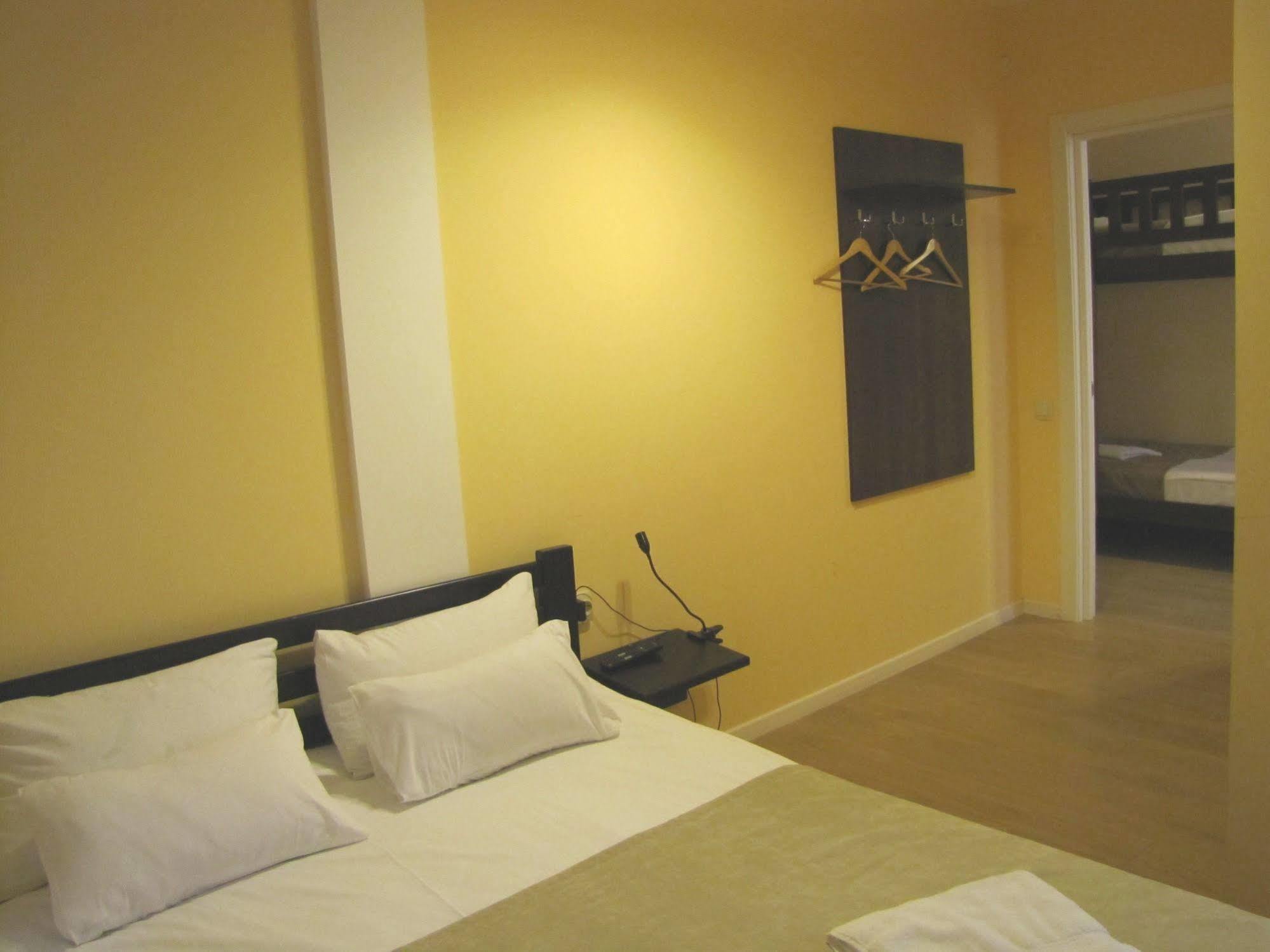 Gar'Is Hostel Lviv Luaran gambar